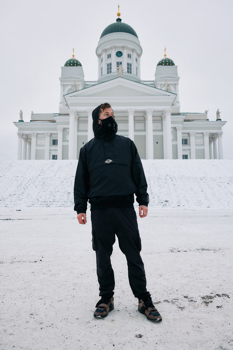 Core LV1 Windbreaker