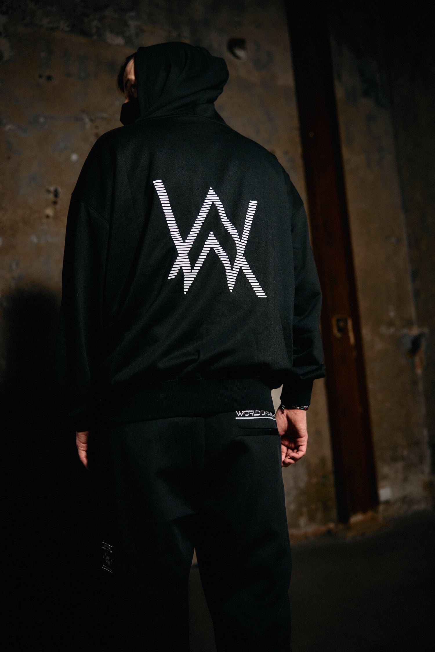 alan-packshot