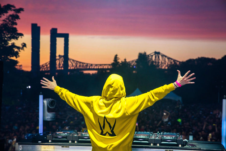 Walkerverse Stage Hoodie | Yellow Hoodie ALAN WALKER | STORE 